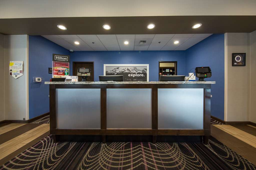 Hampton Inn Seattle/Everett Downtown Beltér fotó